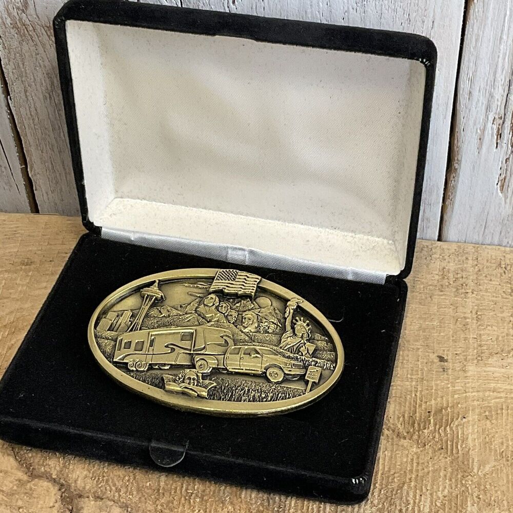Bergamot Camper Belt Buckle in Box Mens‎ Mt Rushmore Statue of Liberty